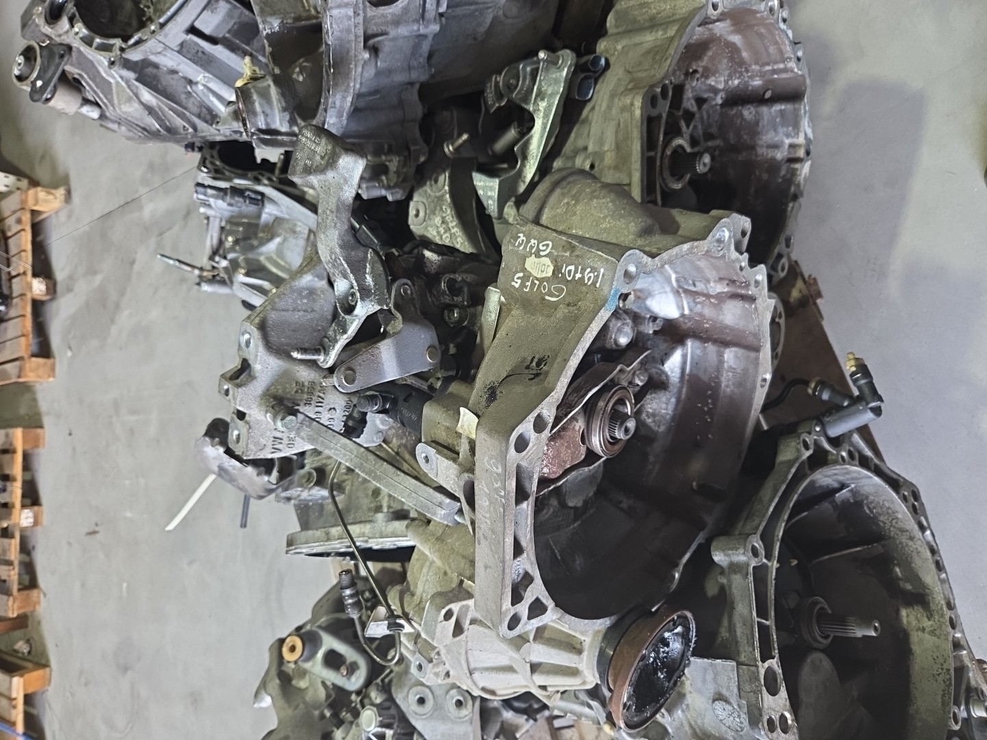 Caixa de Velocidades VOLKSWAGEN GOLF V (1K1) | 03 - 09 Imagem-1