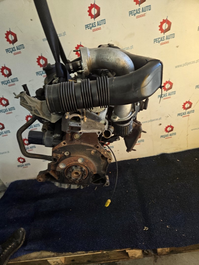 MOTOR COMBUSTÃO PEUGEOT 307 (3A/C) | 00 - 12 Imagem-2