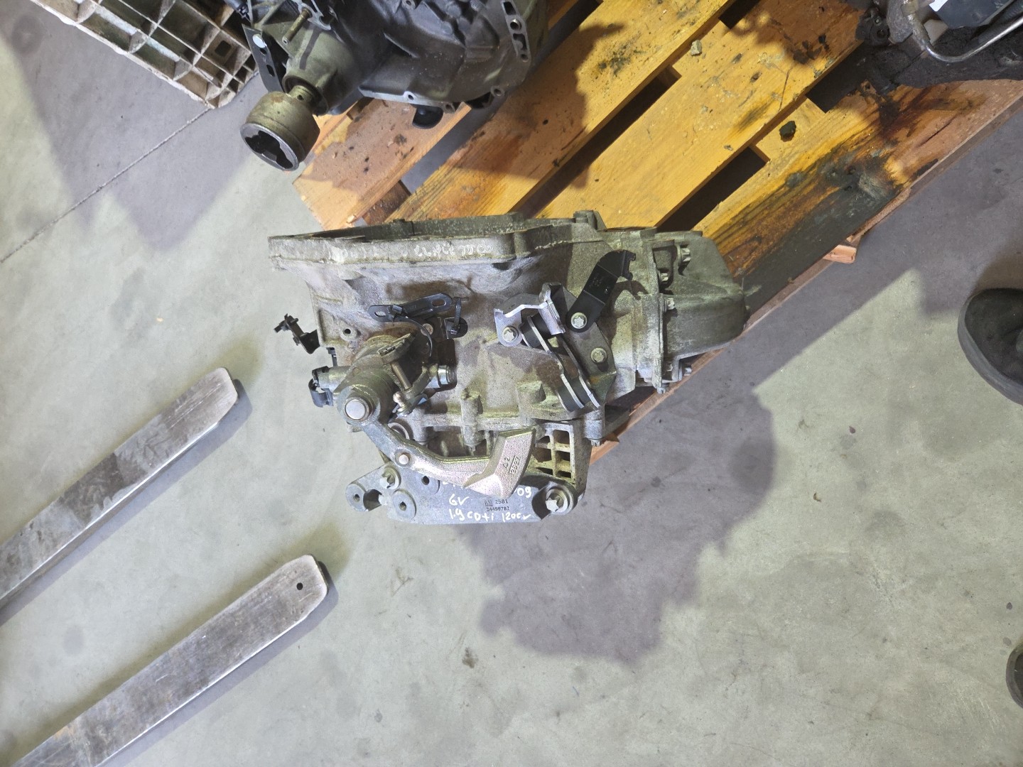 Caixa de Velocidades OPEL ZAFIRA B Van (A05) | 05 - 15 Imagem-3