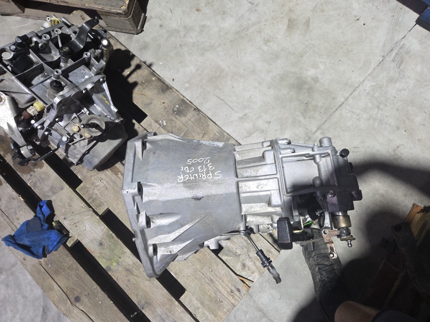 Caixa de Velocidades MERCEDES-BENZ SPRINTER 2-t Caixa (901, 902) | 95 - 06 Imagem-2