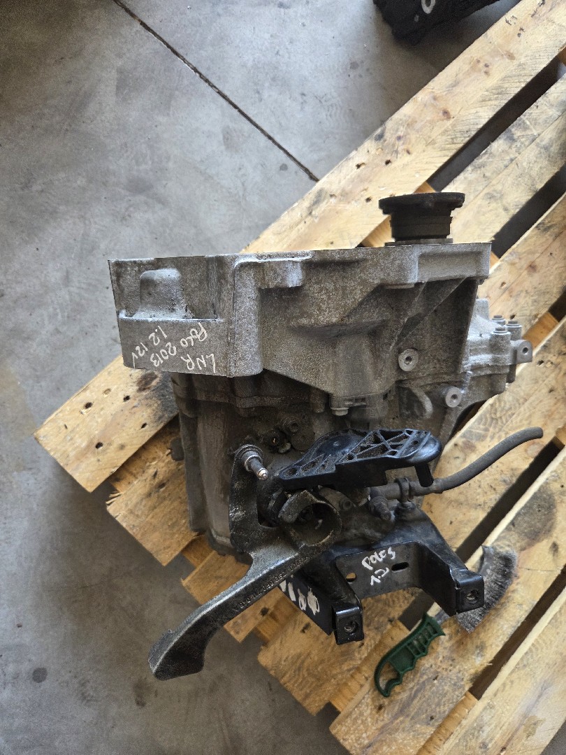 Caixa de Velocidades VOLKSWAGEN POLO (9N_) | 01 - 14 Imagem-1