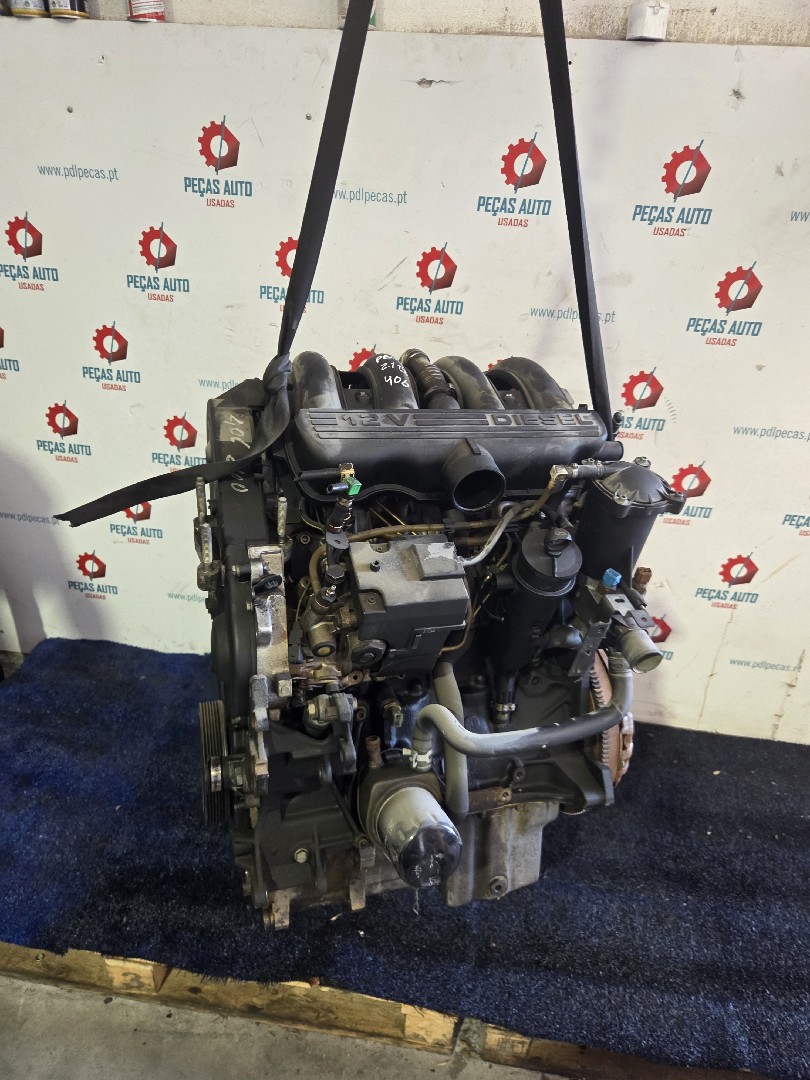 MOTOR COMBUSTÃO PEUGEOT 406 (8B) | 95 - 05 Imagem-1