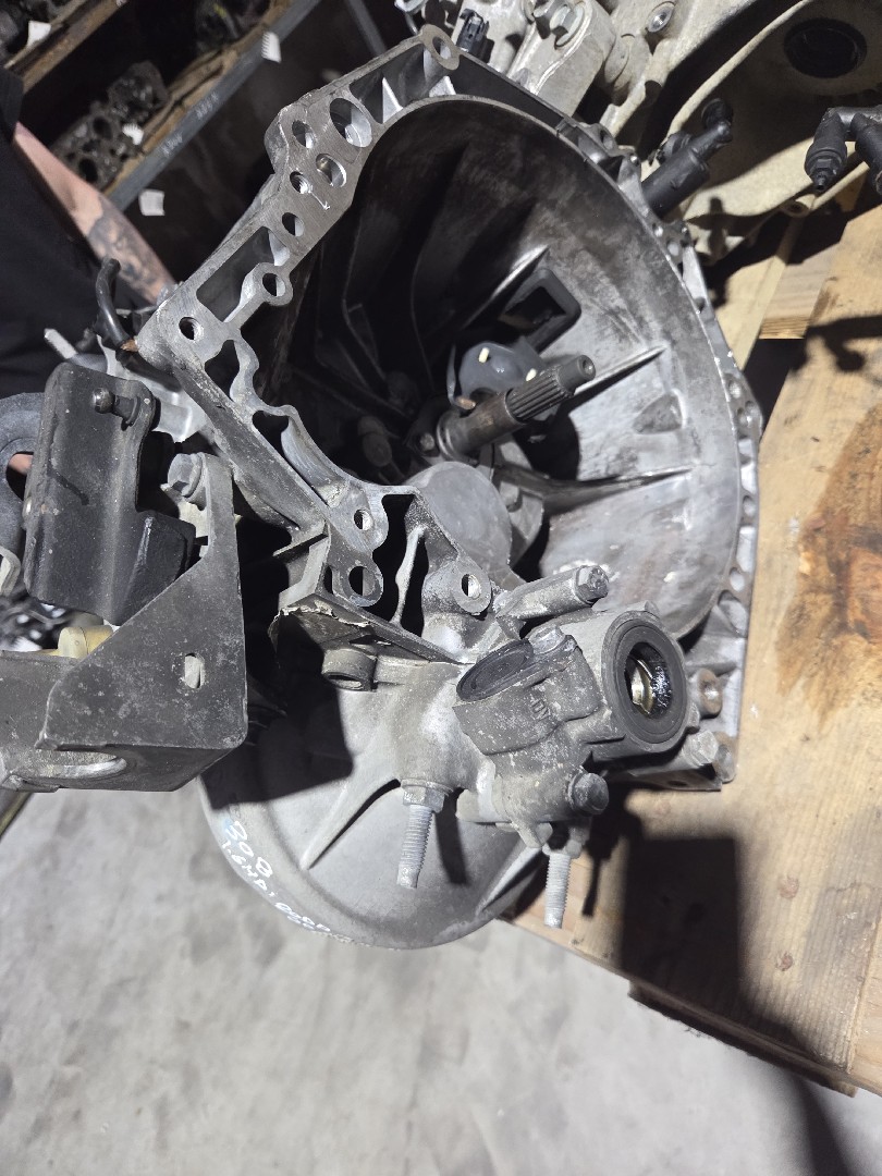 Caixa de Velocidades PEUGEOT 308 I (4A_, 4C_) | 07 - 16 Imagem-2