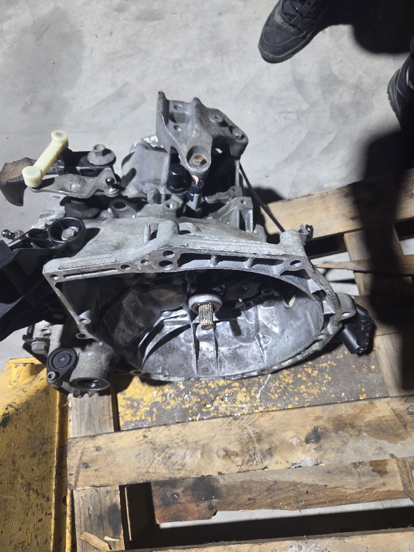 Caixa de Velocidades PEUGEOT 207 (WA_, WC_) | 06 - 15 Imagem-2