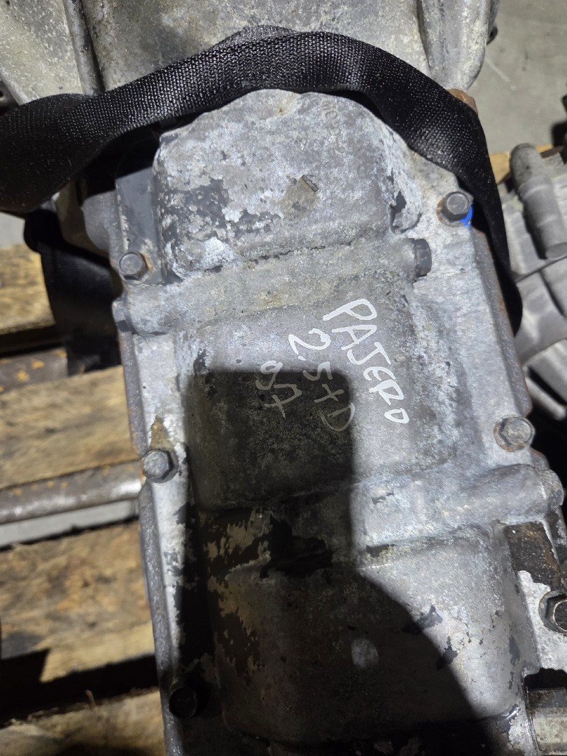 Caixa de Velocidades MITSUBISHI PAJERO II (V3_W, V2_W, V4_W) | 90 - 01 Imagem-4