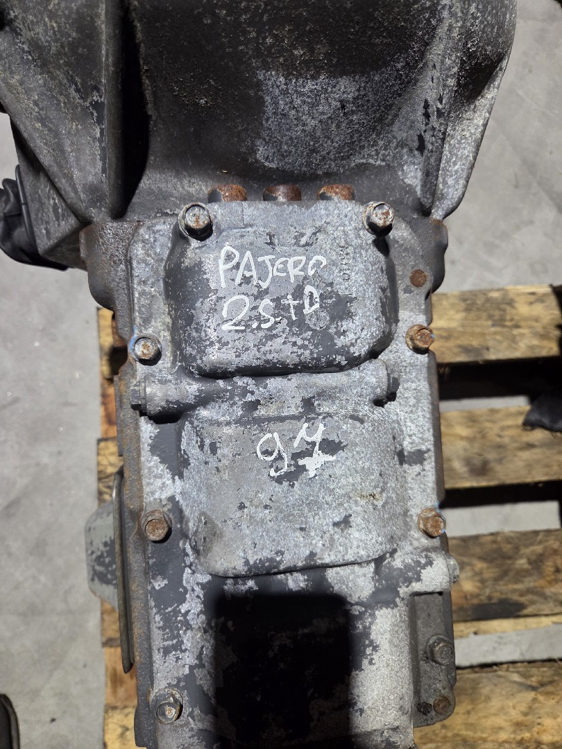 Caixa de Velocidades MITSUBISHI PAJERO II (V3_W, V2_W, V4_W) | 90 - 01 Imagem-2