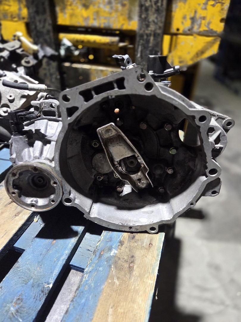 Caixa de Velocidades VOLKSWAGEN GOLF III (1H1) | 91 - 98 Imagem-1