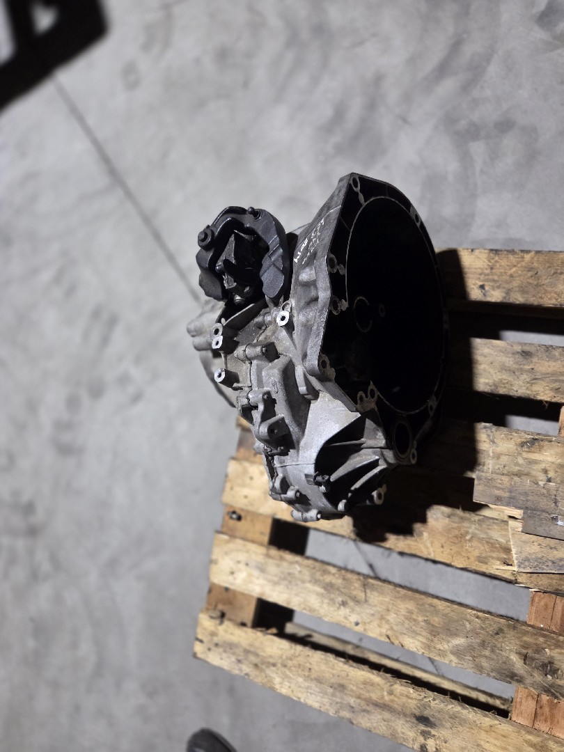 Caixa de Velocidades VOLVO - ID S_67900