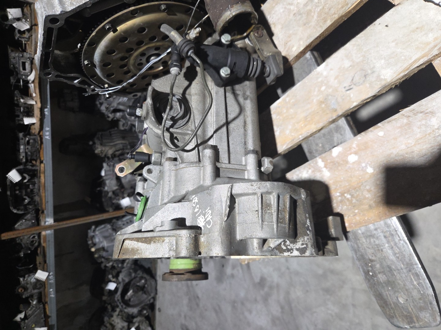 Caixa de Velocidades VOLKSWAGEN CADDY II Caixa (9K9A) | 95 - 04 Imagem-2