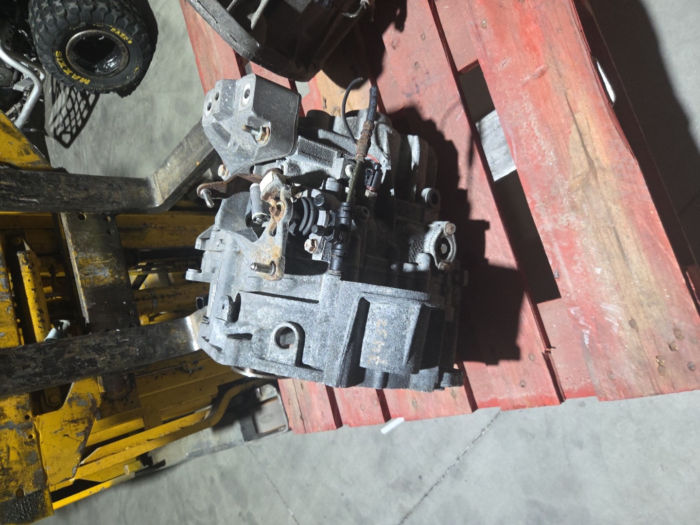 Caixa de Velocidades VOLKSWAGEN GOLF IV (1J1) | 97 - 07 Imagem-2