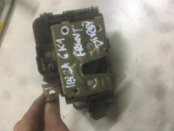 Fecho da Porta Frente Dto SEAT - ID S_16335