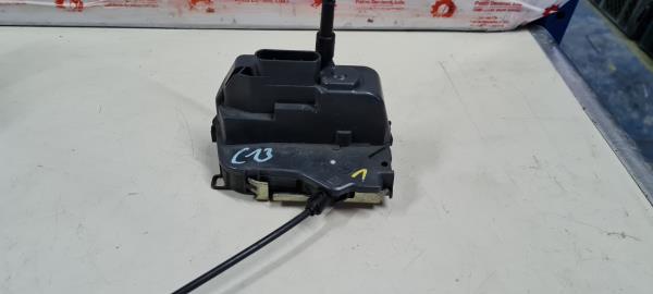 Fecho da Porta Trás Dto RENAULT - ID S_16434