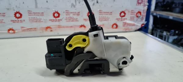 Fecho da Porta Frente Esq OPEL - ID S_16435