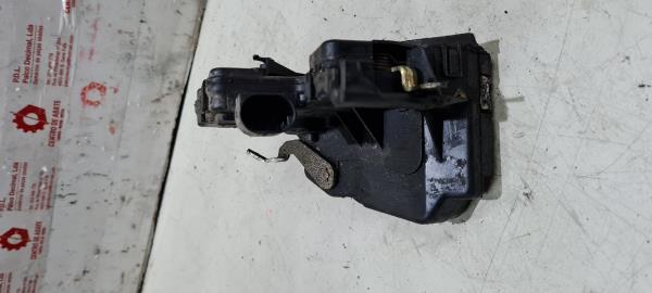 Fecho da Porta Trás Dto BMW 3 (E46) | 97 - 05 Imagem-1