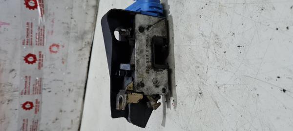 Fecho da Porta Trás Dto AUDI A4 (8D2, B5) | 94 - 01 Imagem-1