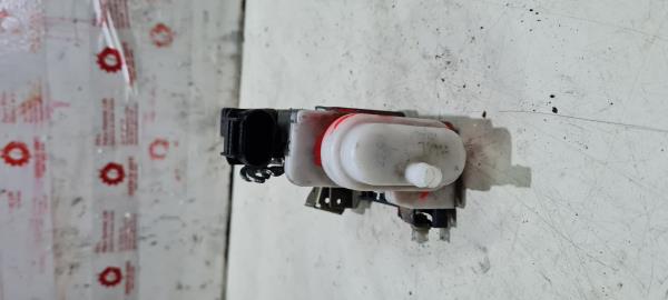 Fecho da Porta Frente Dto AUDI A4 (8D2, B5) | 94 - 01 Imagem-2