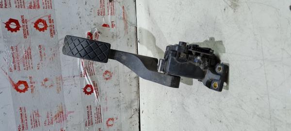 Pedais VOLKSWAGEN GOLF IV (1J1) | 97 - 07 Imagem-1