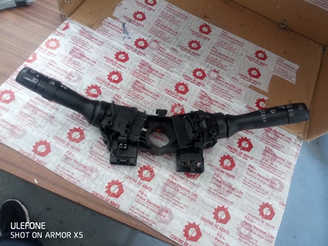 Comutador de Piscas, Luzes e Limpa-Vidros CITROEN C1 (PM_, PN_) | 05 - 14 Imagem-1