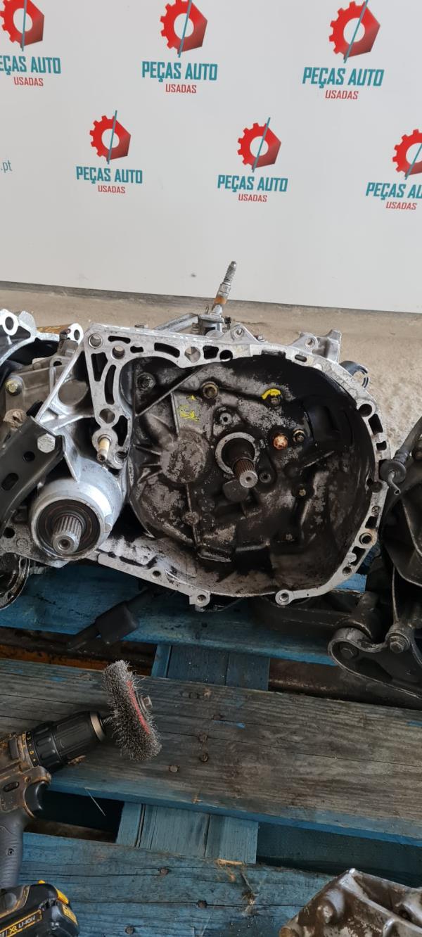 Caixa de Transferências RENAULT CLIO II (BB_, CB_) | 98 -  Imagem-1