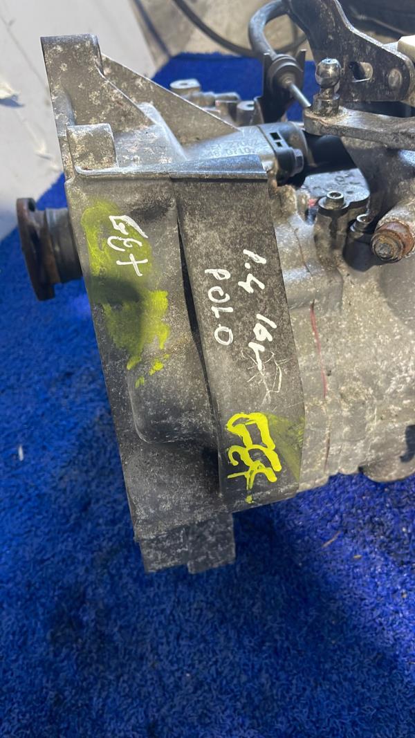 Caixa de Velocidades VOLKSWAGEN - ID S_52212