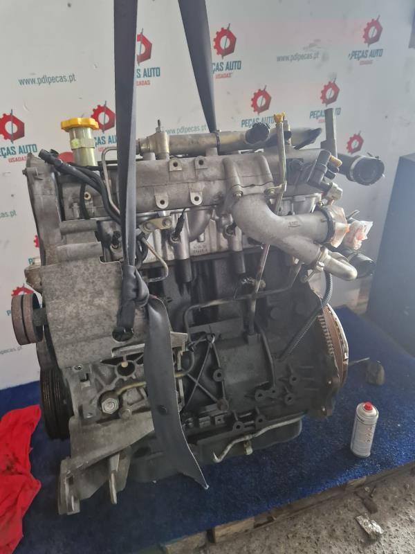 MOTOR COMBUSTÃO CHRYSLER VOYAGER III (RG, RS) | 99 - 08 Imagem-2