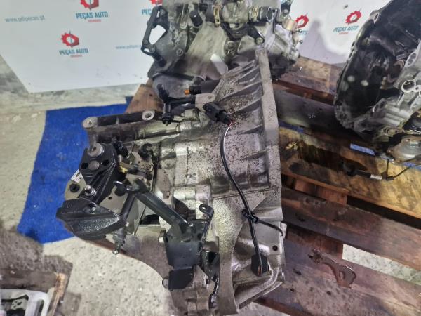 Caixa de Velocidades FORD TRANSIT CONNECT (P65_, P70_, P80_) | 02 -  Imagem-1