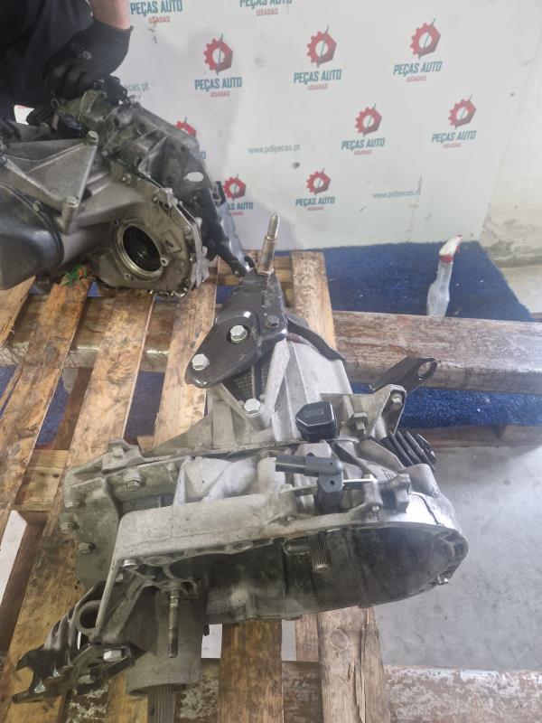 Caixa de Velocidades RENAULT CLIO II (BB_, CB_) | 98 -  Imagem-1