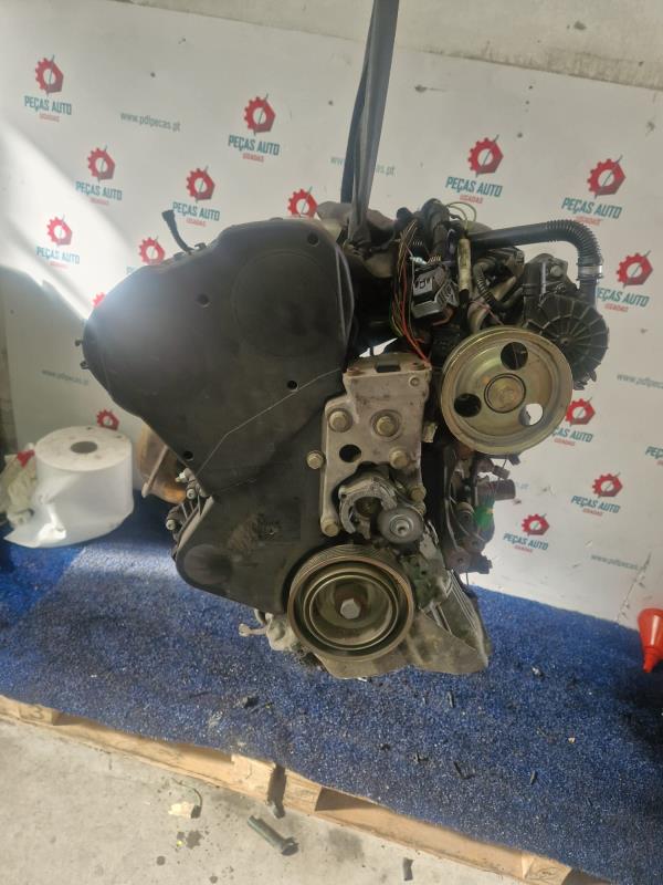 MOTOR COMBUSTÃO PEUGEOT 407 (6D_) | 04 - 11 Imagem-3