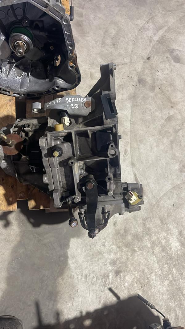 Caixa de Velocidades CITROEN BERLINGO / BERLINGO FIRST Caixa (M_) | 96 - 11 Imagem-1