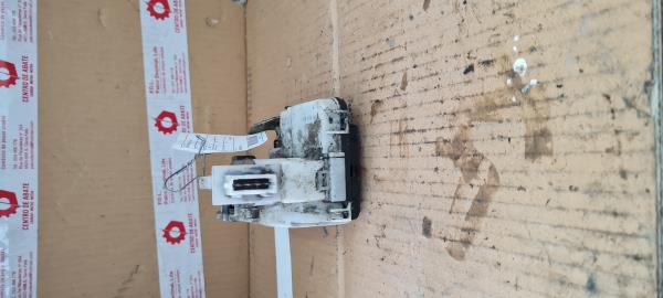 Fecho da Porta Frente Esq SEAT IBIZA II (6K1) | 93 - 02 Imagem-1