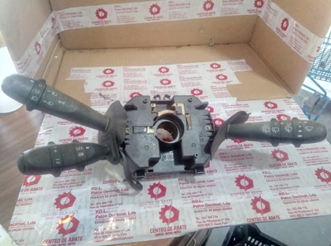 Comutador de Piscas, Luzes e Limpa-Vidros ALFA ROMEO 147 (937_) | 00 - 10 Imagem-1