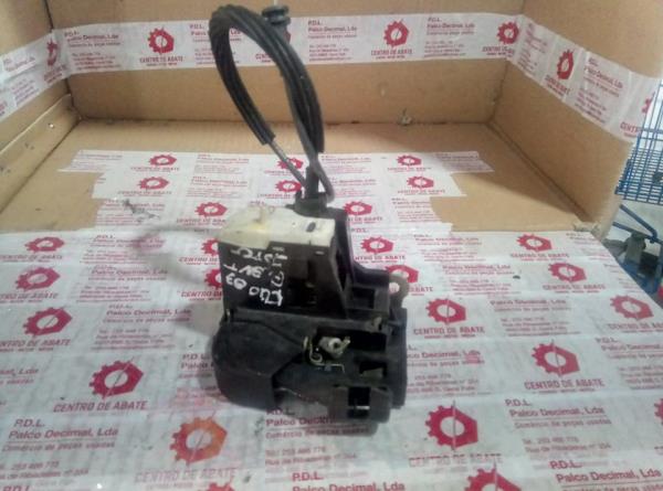 Fecho da Porta Frente Dto RENAULT - ID S_23753