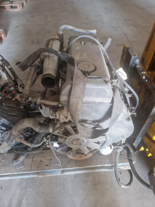 MOTOR COMBUSTÃO RENAULT TRAFIC Caixa (TXX) | 89 - 02 Imagem-3