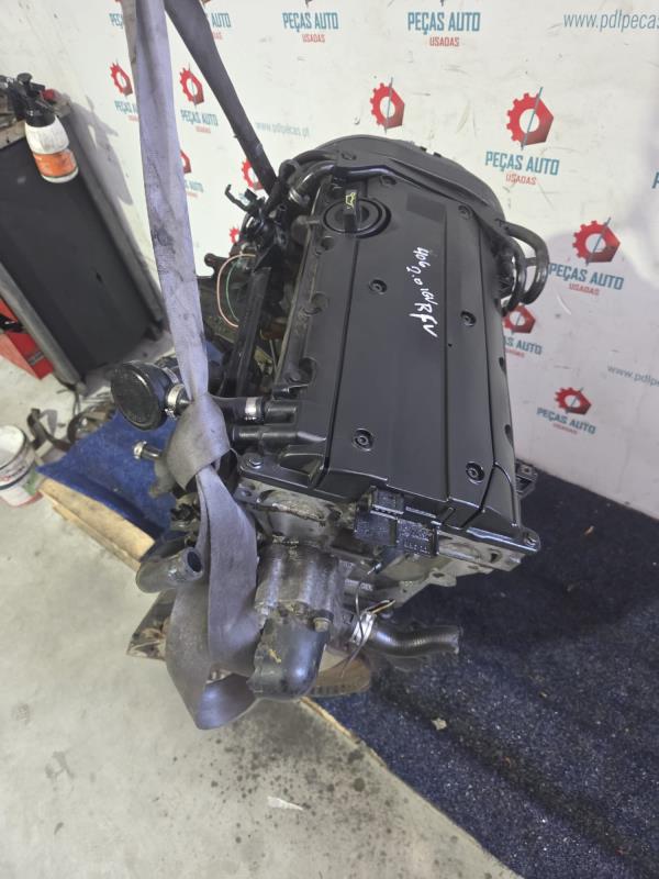MOTOR COMBUSTÃO PEUGEOT 406 (8B) | 95 - 05 Imagem-3