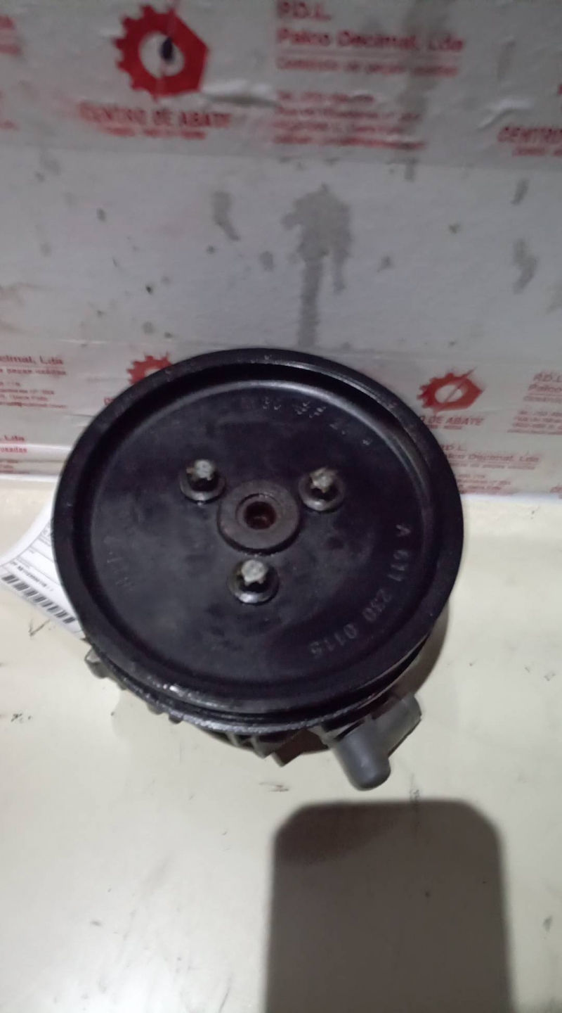 Bomba Direcção Assistida MERCEDES-BENZ C-CLASS (W203) | 00 - 07 Imagem-1