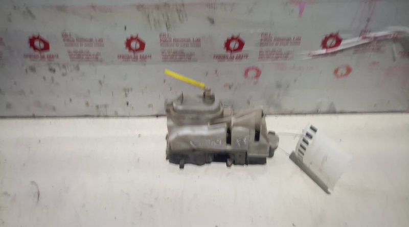 Fecho da Porta Frente Dto SEAT - ID S_14435