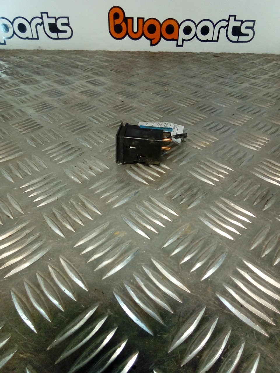 Boton Antivaho AUSTIN METRO | 80 - 90 Imagem-1