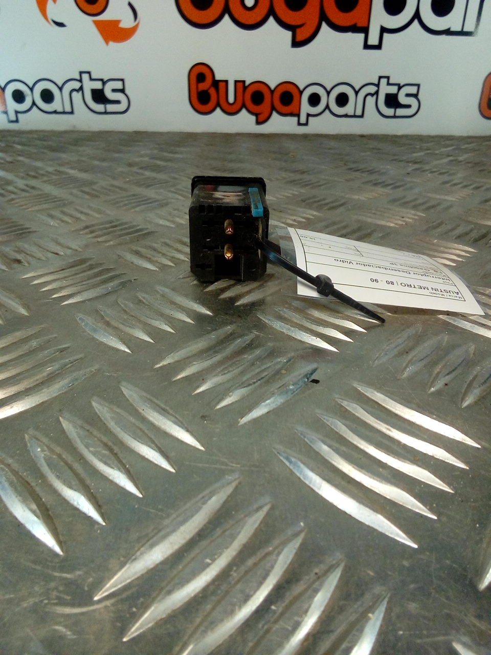 Boton Antivaho AUSTIN METRO | 80 - 90 Imagem-2