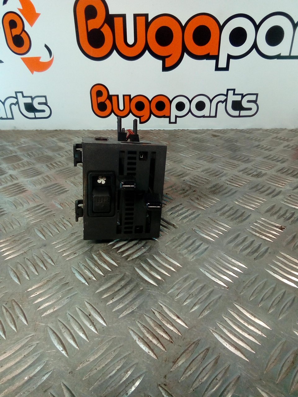 Pantalla Aire Acondicionado AUSTIN METRO | 80 - 90