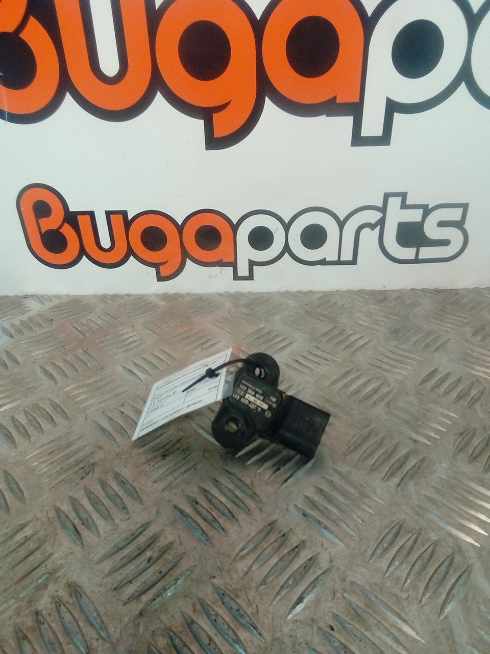 Map sensor VOLKSWAGEN POLO (6N2) | 99 - 01 Imagem-1