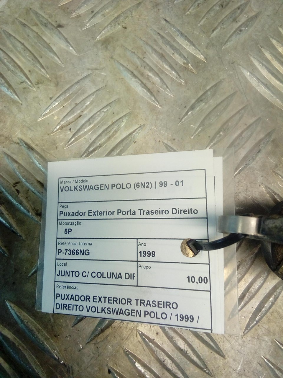 Puxador Exterior Porta Traseiro Direito VOLKSWAGEN POLO (6N2) | 99 - 01 Imagem-2