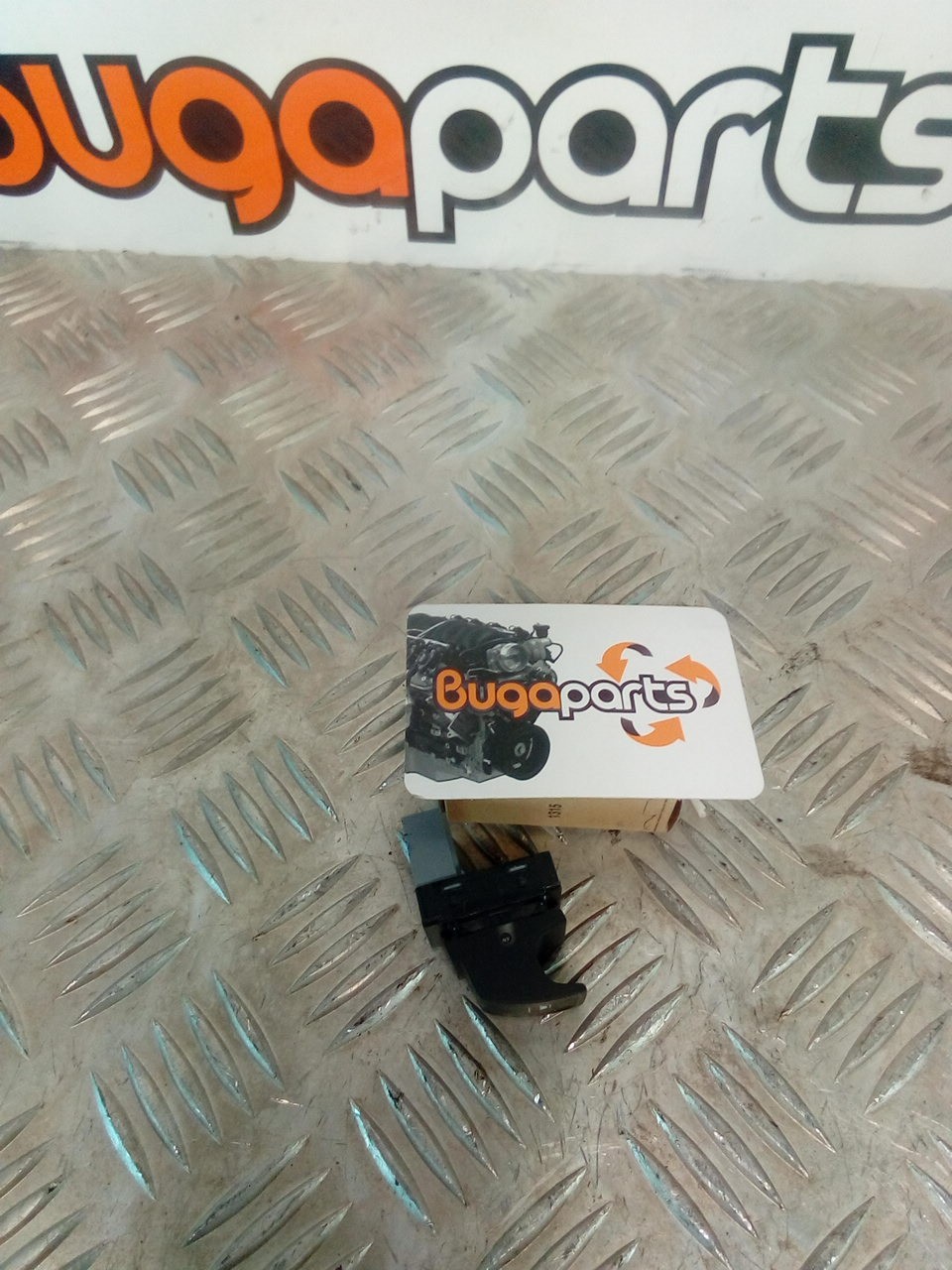 Fensterheberschalter Vorne Rechts VOLKSWAGEN POLO (6R1, 6C1) | 09 -  Imagem-1