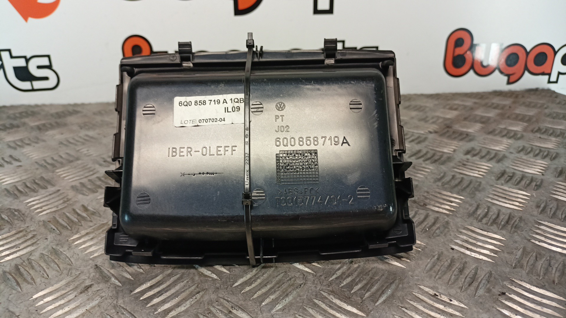 Porta Luvas VOLKSWAGEN POLO (9N_) | 01 - 14 Imagem-1