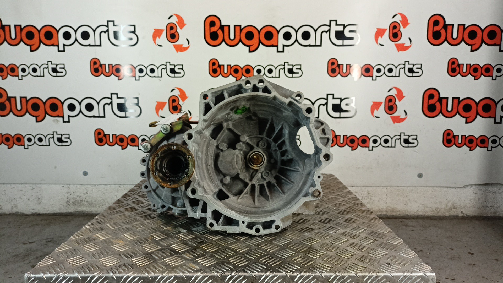 Boîte de Vitesse Manuelle VOLKSWAGEN GOLF IV (1J1) | 97 - 07 Imagem-1