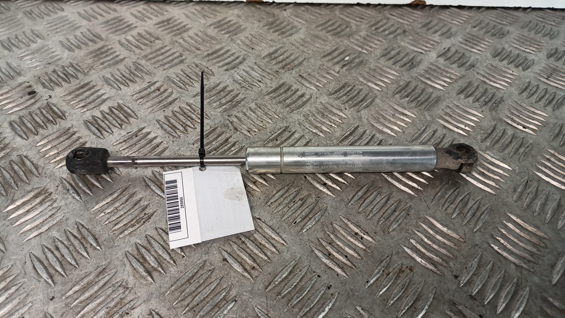 Vérin de Hayon Coffre VOLKSWAGEN PASSAT (3B3) | 00 - 05