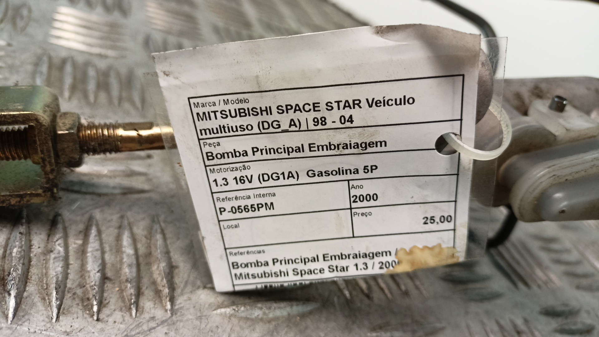 Clutch Master Cylinder MITSUBISHI SPACE STAR Veículo multiuso (DG_A) | 98 - 04 Imagem-4