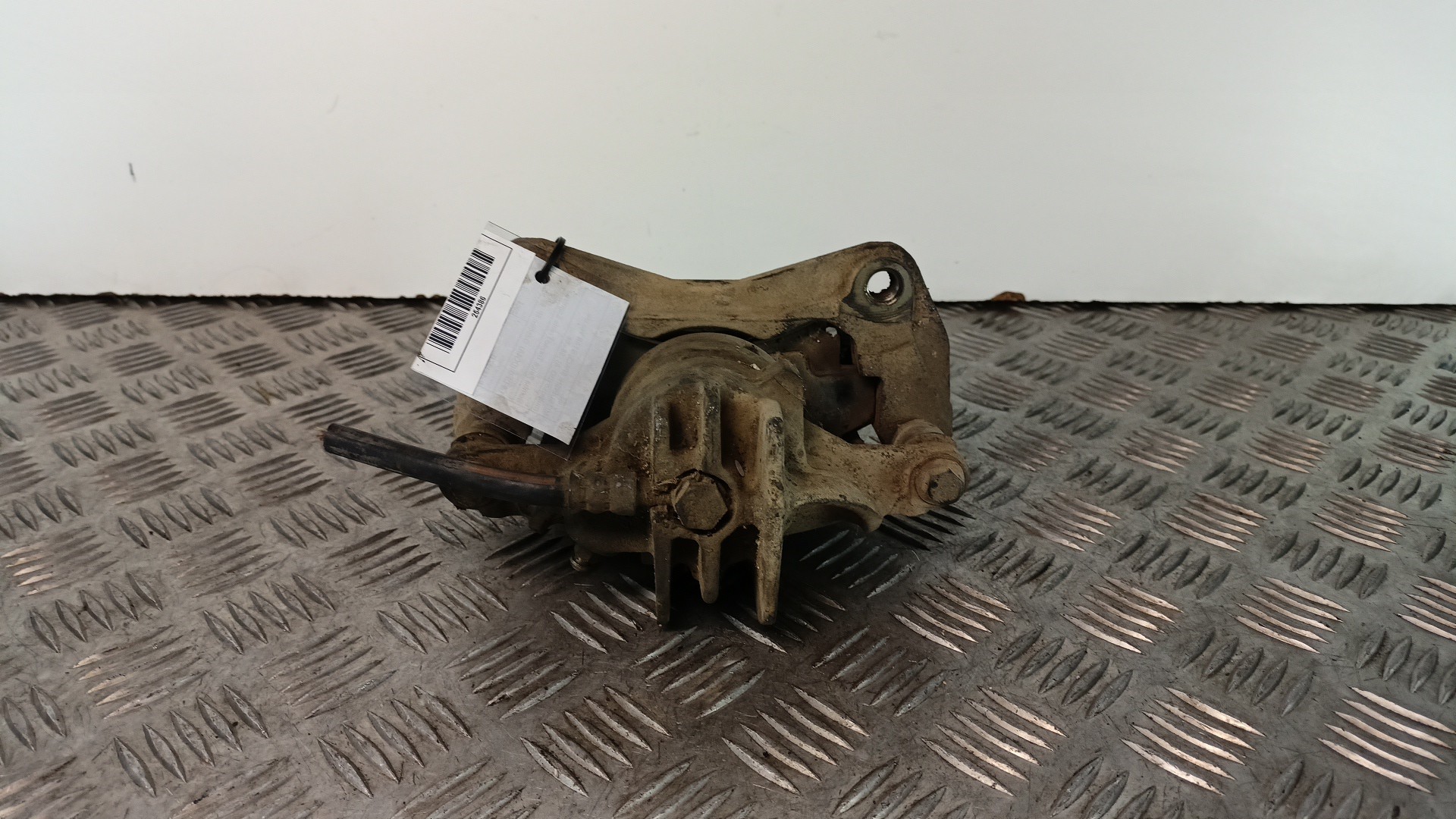Front Left Brake Caliper MITSUBISHI SPACE STAR Veículo multiuso (DG_A) | 98 - 04 Imagem-2