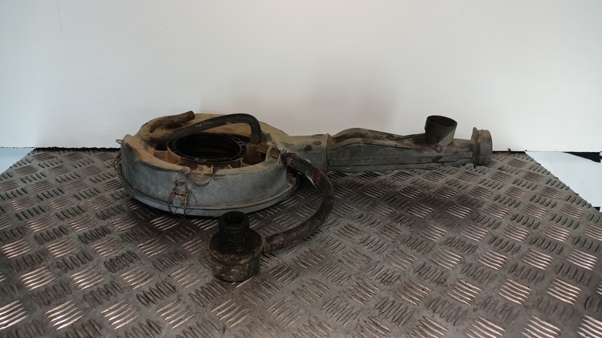 Caja Filtro Aire FORD FIESTA III (GFJ) | 89 - 97 Imagem-1