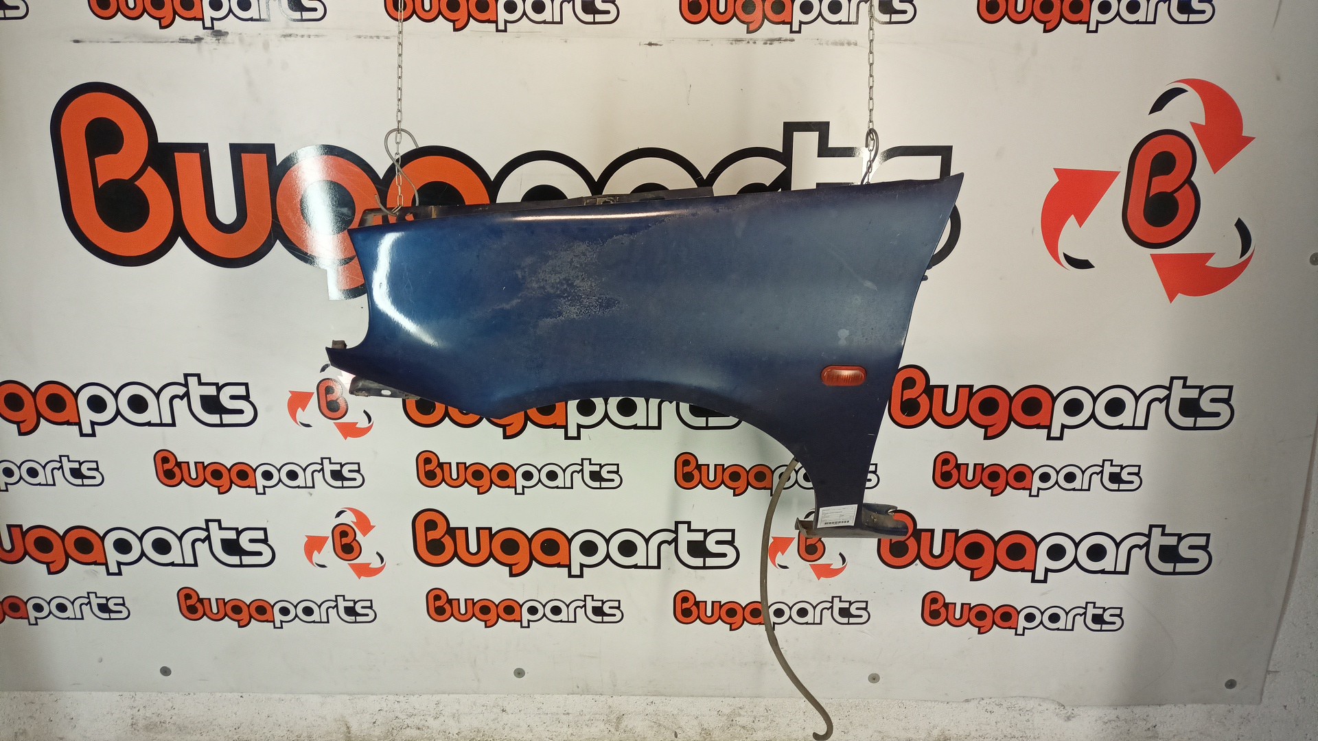 Guarda Lamas Esquerdo RENAULT CLIO II Caixa (SB0/1/2_) | 98 - 