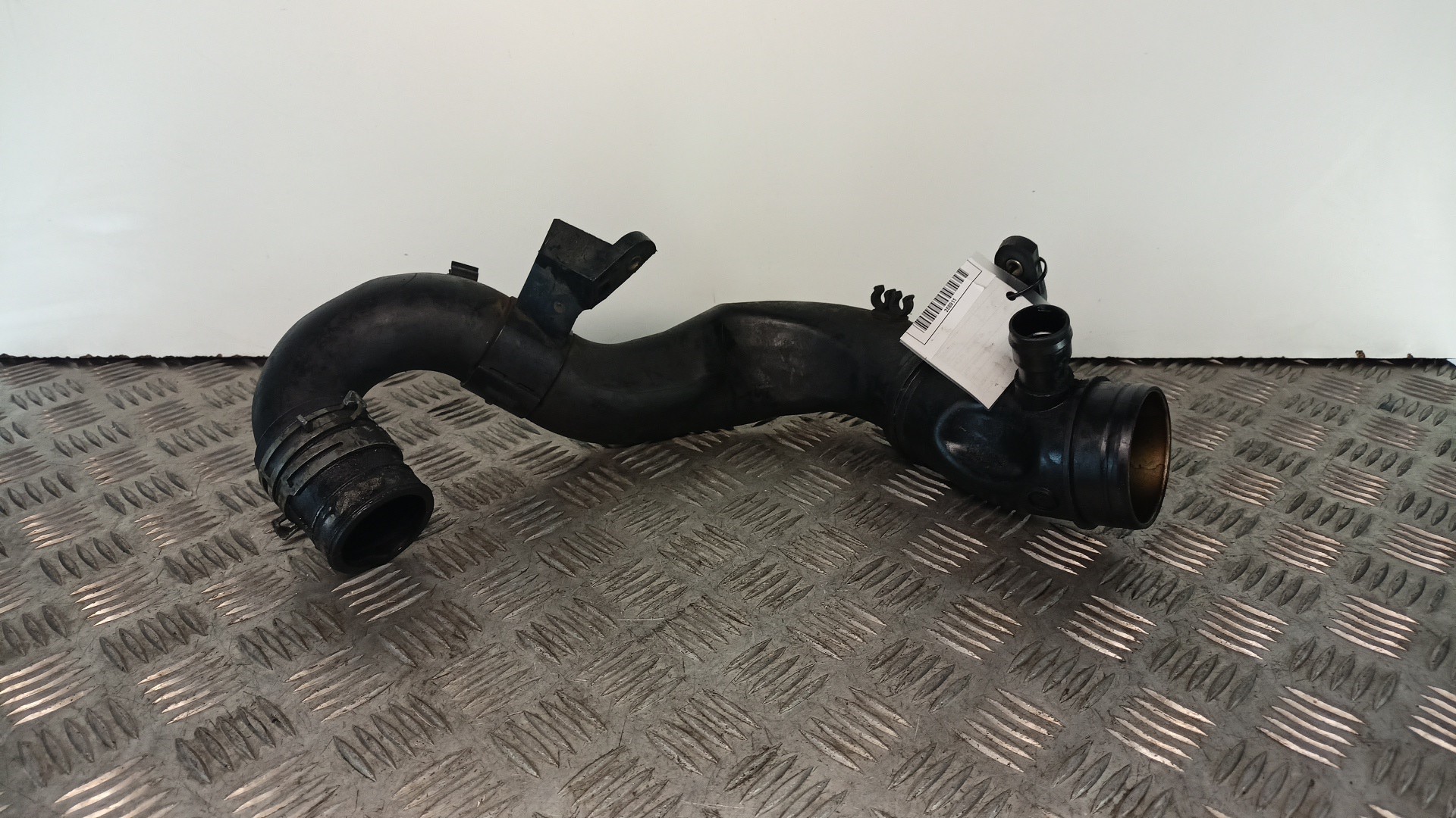 Tubo di aspirazione dell’aria VOLKSWAGEN GOLF IV (1J1) | 97 - 07